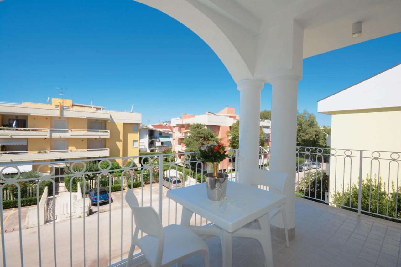 Residence Hotel Alba Palace Альба-Адриатика Экстерьер фото