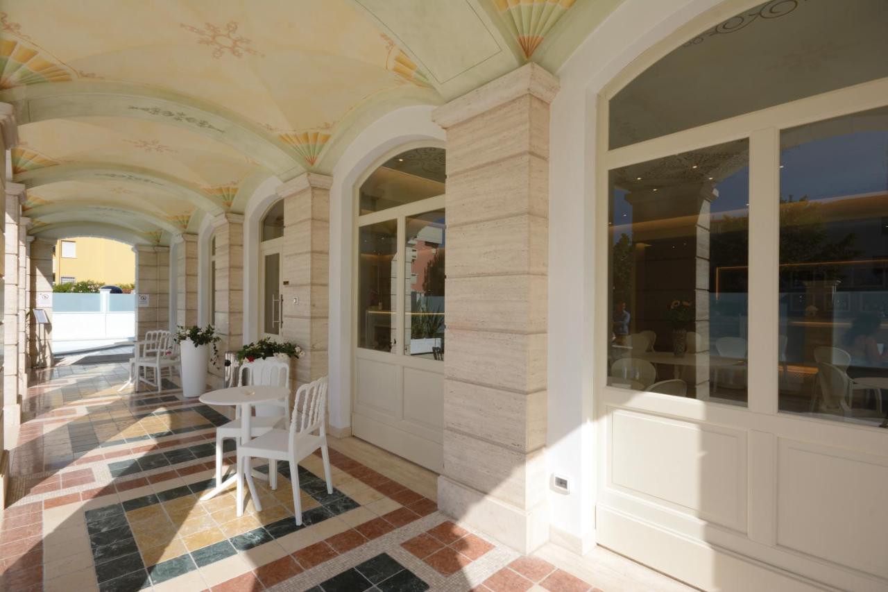 Residence Hotel Alba Palace Альба-Адриатика Экстерьер фото